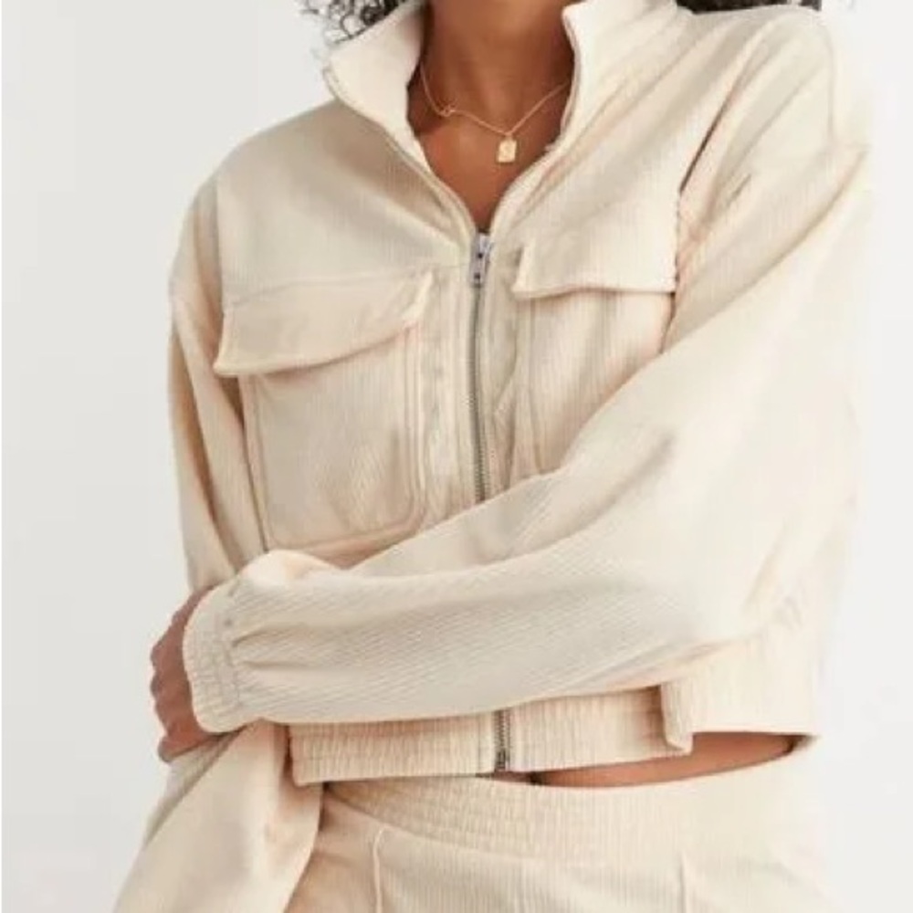 Aerie Cream Cropped Corduroy Zip Up Utility Jacket NWOT! Medium